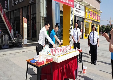 走進特殊教育學(xué)校，為孩子們打造快樂時光 　